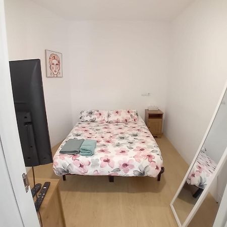 Alquilo Mini Departamento Apartment Sant Boi de Llobregat Exterior foto